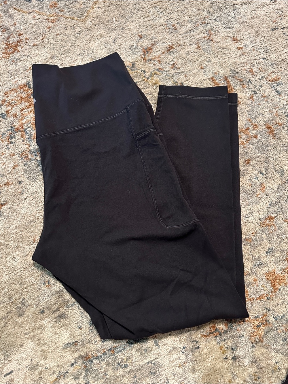 Heynuts Black High-Rise Pocket Leggings